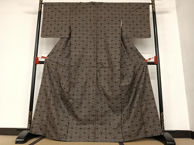 平和屋着物○本場大島紬 龍郷絣 花菱文 正絹 逸品 AAAU8004zg