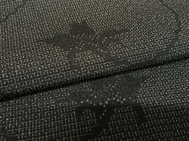 平和屋着物○本塩沢 110亀甲 唐草文 黒地 正絹 逸品 AAAV7347zg