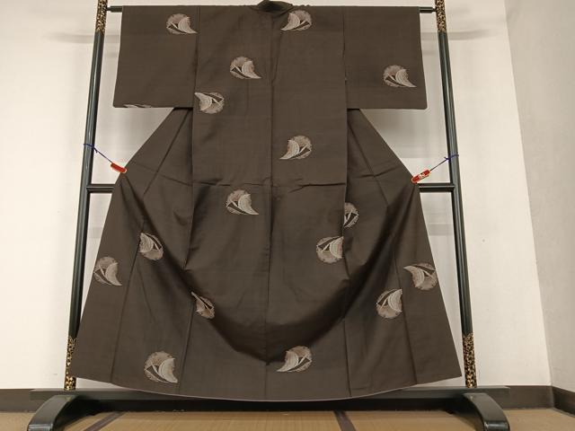 平和屋着物○本場大島紬 9マルキ 総絣 地空 雪輪飛鳥文 正絹