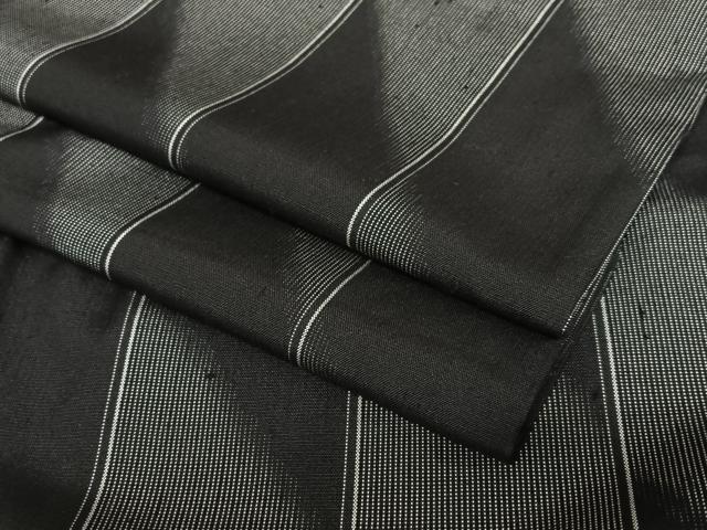 平和屋着物●上質な紬　間道　黒地　正絹　逸品　AAAU8156zg