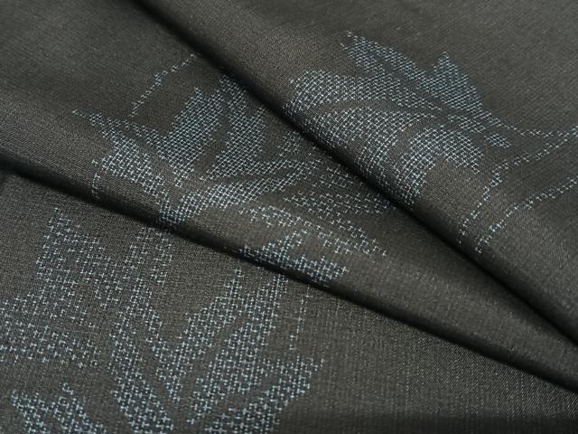 平和屋着物●上質な紬　蔦の葉文　黒地　正絹　逸品　AAAU8213zg