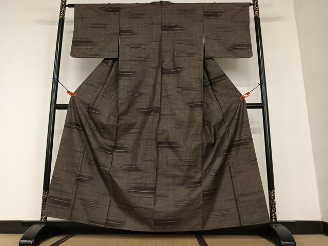 ☆平和島様☆専用出品商品です！ 平和屋着物□本場大島紬 7マルキ 舞蝶花菱文 やまと誂製 正絹 逸品