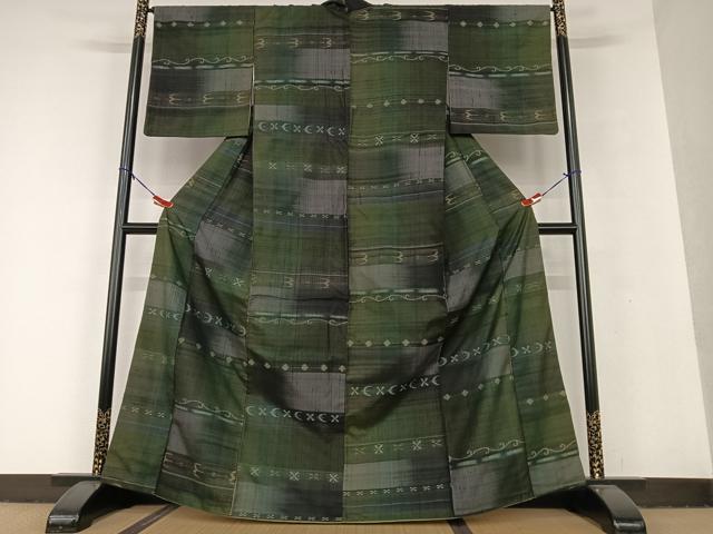 平和屋着物●上質な紬　横段花鳥文　正絹　逸品　AAAU8437zg