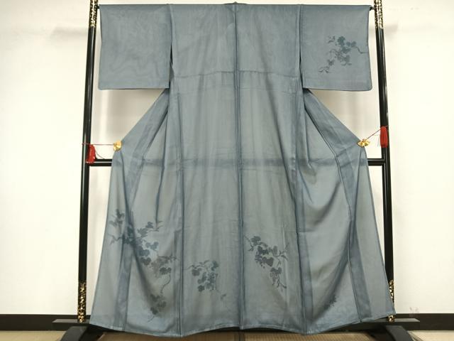 正絹黒留袖　駒刺繍　御所車扇面花文　金彩　⑦( 訪問着、紬、袋帯なども出品) 正絹黒留袖 駒刺繍 御所車扇面花文 金彩 ⑦( 訪問着、紬、袋帯など