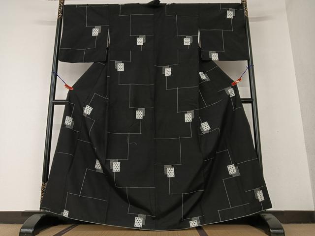 平和屋着物●上質な紬　色紙重ね文　黒地　正絹　逸品　AAAV7084zg