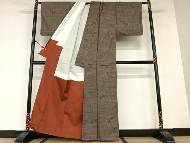 平和屋着物○本場大島紬 9マルキ 泥染め 花唐草文 正絹 逸品 CAAR8307vf