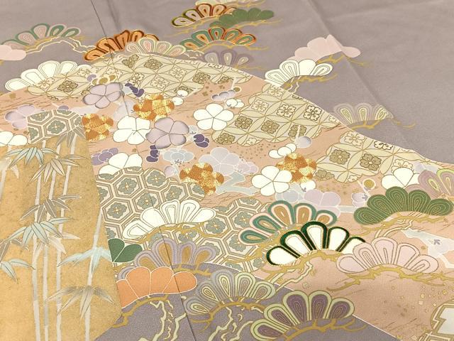 平和屋着物●創業460年・千總　色留袖　駒刺繍　松竹梅絵巻文　金彩　高島屋扱い　正絹　逸品　AAAV7180zg 平和屋着物○創業460年・千總 色留袖 駒刺繍 松竹梅絵巻文