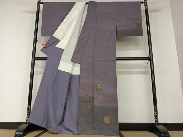 平和屋着物●上質な小紋　市松絞り　桜吹雪　紬ちりめん　仮絵羽　正絹　逸品　未使用　AAAZ3012np 平和屋着物○上質な小紋 市松絞り 桜吹雪 紬ちりめん 仮絵羽