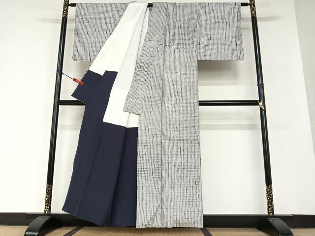 平和屋着物○本場大島紬 大島しぼり 縞 正絹 逸品 AAAV7217zg