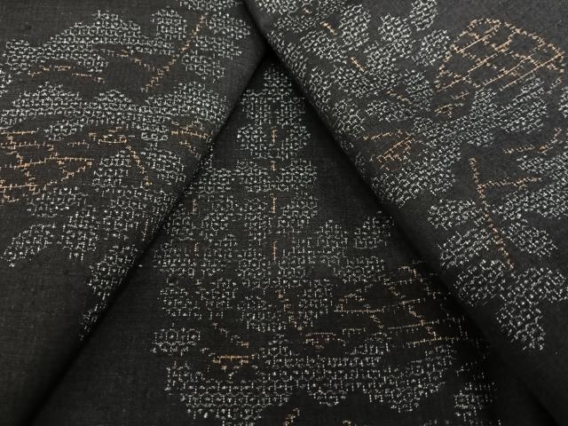 平和屋着物●結城紬　100亀甲　飛び亀甲柄　草木文　正絹　逸品　AAAV7226zg