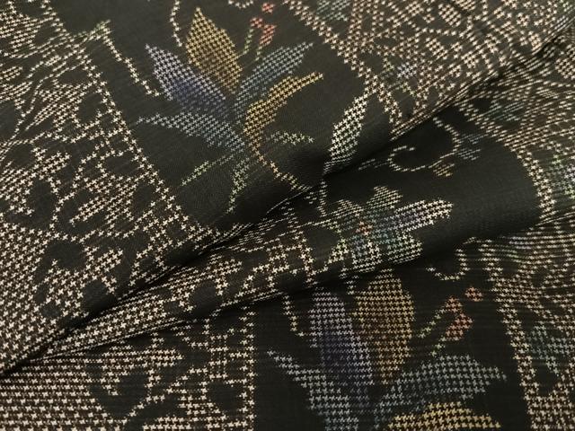 小紋 アイボリー地グレーと黒の雲取り 銀加工有り