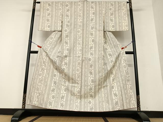 平和屋着物●本場大島紬　白大島　9マルキ　草花間道　正絹　逸品　CAAS0334th 平和屋着物○本場大島紬 白大島 9マルキ 草花間道 正絹 逸品 CAAS0334th