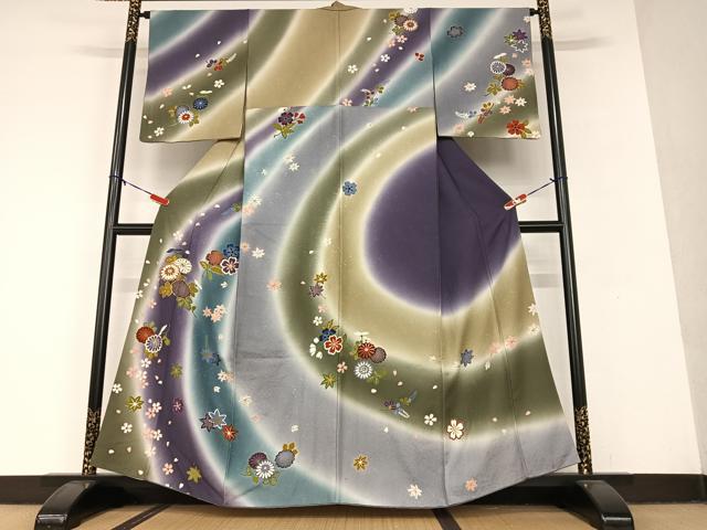 平和屋着物●訪問着　駒刺繍　舞花文　暈し染め　金彩　正絹　逸品　AAAV7324zg