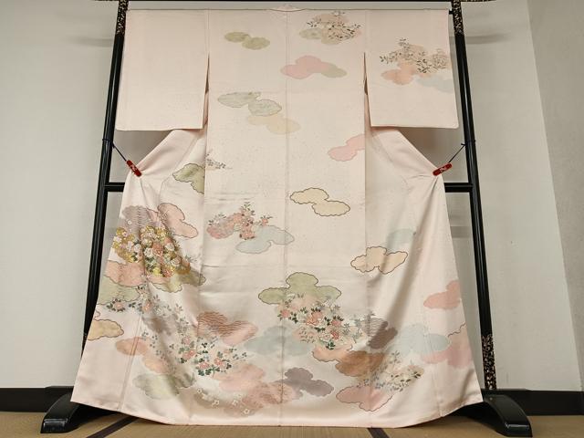 平和屋着物●訪問着　駒刺繍　雲重ね草花文　金彩　正絹　逸品　AAAV7358zg