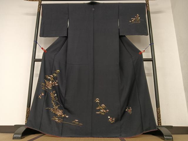 平和屋着物●訪問着　総刺繍　松竹梅風景文　黒地　金糸　正絹　逸品　未使用　AAAV7366zg