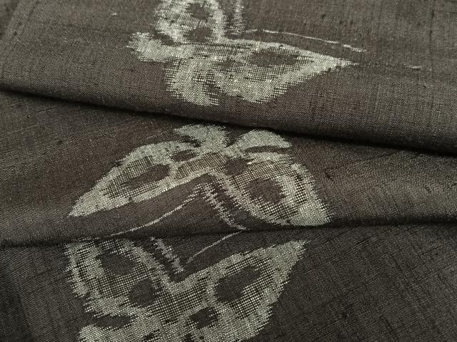 平和屋着物●上質な紬　舞蝶文　正絹　逸品　AAAV7378zg