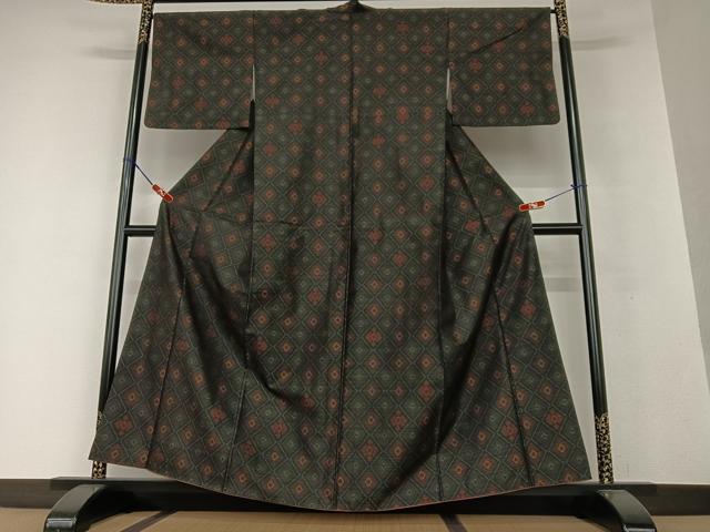 平和屋着物●本場大島紬　花菱文　正絹　逸品　AAAV7385zg 平和屋着物○本場大島紬 花菱文 正絹 逸品 AAAV7385zg