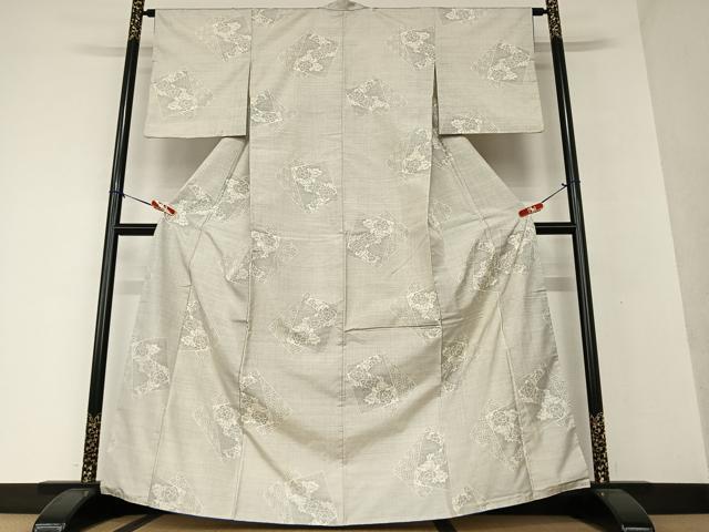 平和屋着物●本場大島紬　白大島　カタス7マルキ　色紙重ね草花文　正絹　逸品　AAAV7538zg