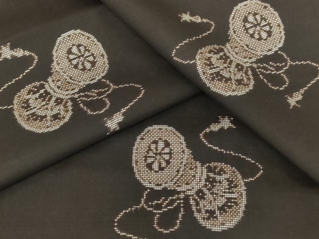 平和屋着物●本場大島紬　地空き　鼓　正絹　逸品　AAAV8921ma