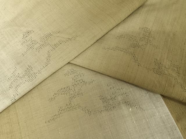 平和屋着物●結城紬　80亀甲　飛び亀甲柄　正絹　逸品　AAAV9044np