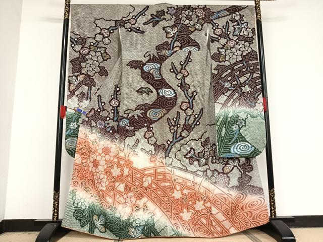 平和屋着物●豪華振袖　総絞り　渡橋草花文　暈し染め　金銀彩　鈴乃屋扱い　正絹　逸品　AAAV9110np