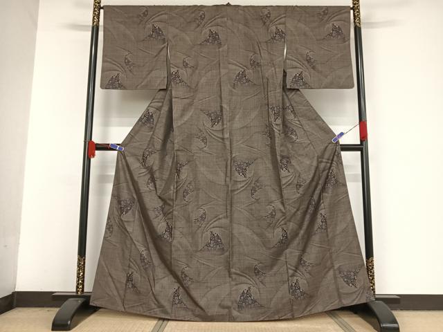 平和屋着物●本場大島紬　9マルキ　総絣　扇花文　正絹　逸品　AAAV9129np 平和屋着物○本場大島紬 9マルキ 総絣 扇花文 正絹 逸品 AAAV9129np