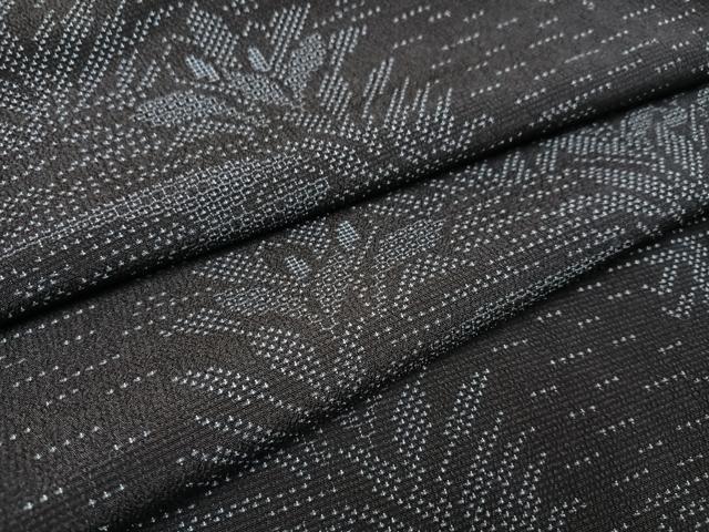平和屋着物●本塩沢　110亀甲　流水草木文　正絹　逸品　AAAW0060ph