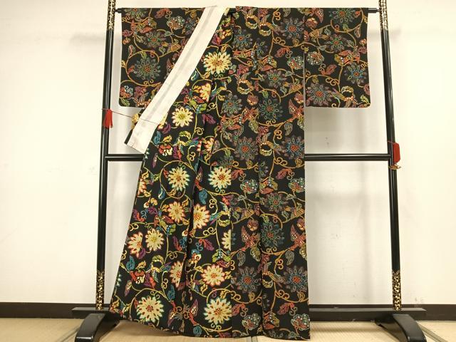 平和屋着物●上質な小紋　紬地　花鳥文　黒地　正絹　逸品　AAAX0379np 平和屋着物○上質な小紋 紬地 花鳥文 黒地 正絹 逸品 AAAX0379np