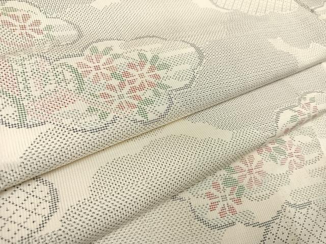 平和屋着物○上質な色無地 鬘帯花地紋 藤色 正絹 逸品