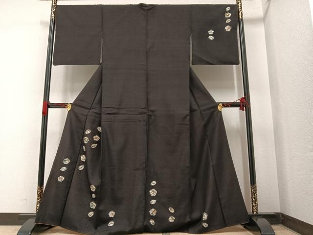 平和屋着物●十日町 名門青柳謹製　訪問着　紬地　絞り　刺繍　兎　花　黒地　正絹　逸品　AAAW1817ph