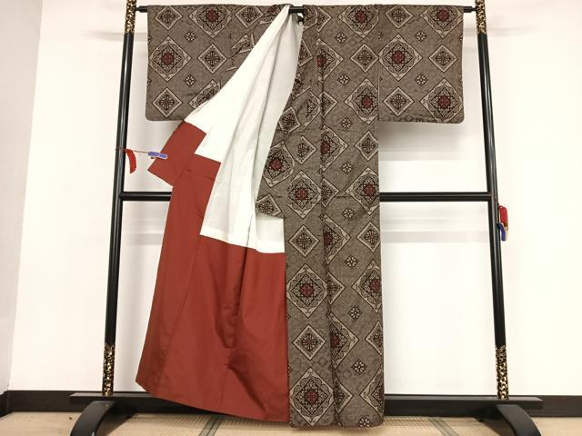 平和屋着物○本場大島紬 龍郷絣 正絹 逸品 AABB6604np