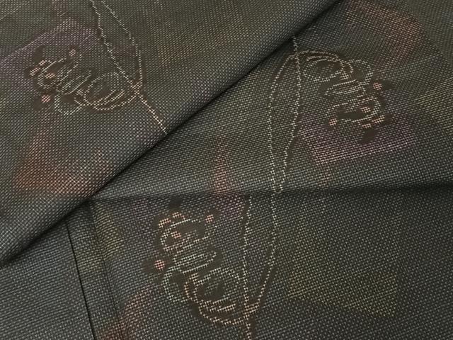 平和屋着物●本場大島紬　カタス7マルキ　色紙文　証紙付き　正絹　逸品　未使用　AAAW4233np