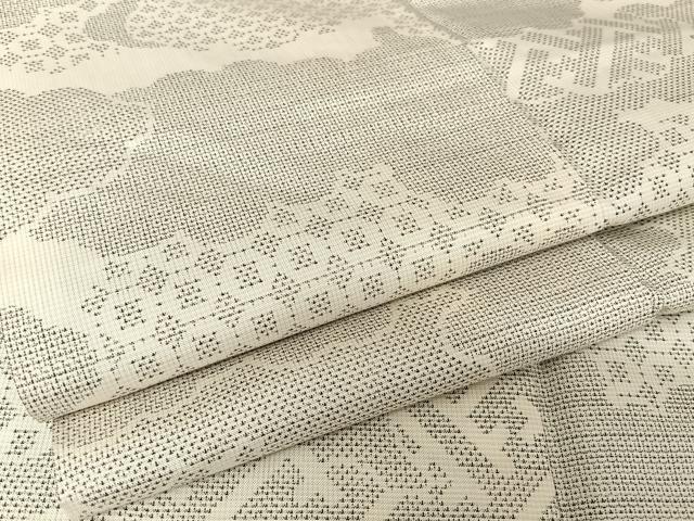 平和屋着物●東郷織物謹製　本場大島紬　160亀甲　雲重ね吉祥文　正絹　逸品　AAAW4238np