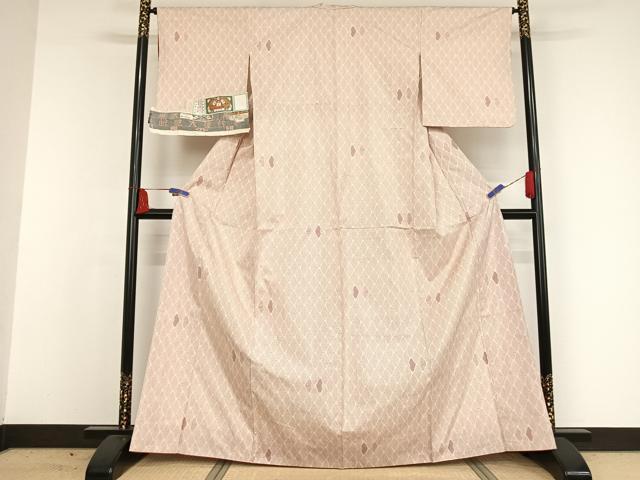 平和屋着物○恵大島織物謹製 本場大島紬 白大島 一元7マルキ 扇面