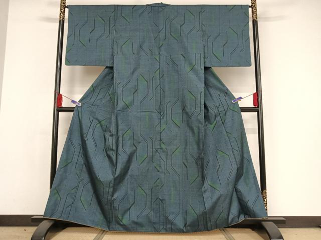 平和屋着物●本場大島紬　一元7マルキ　幾何学文様　正絹　逸品　AAAW4298np 平和屋着物○本場大島紬 一元7マルキ 幾何学文様 正絹 逸品 AAAW4298np