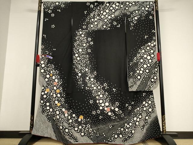 平和屋着物●豪華振袖　駒刺繍　絞り　舞桜文　黒地　正絹　逸品　AAAW5271br