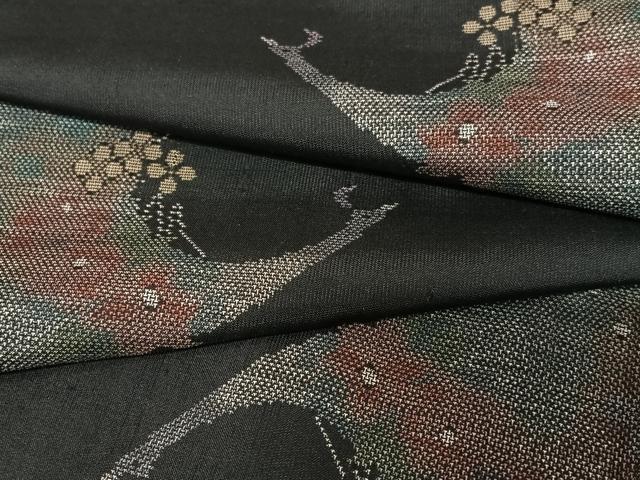 平和屋着物●本場大島紬　カタス9マルキ　地空　孔雀花文　黒地　正絹　逸品　未使用　AAAW9120zg