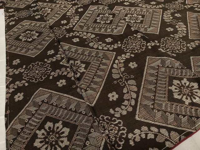 平和屋着物●本場大島紬　龍郷絣　幾何学文様　正絹　逸品　DAAW5296ud 平和屋着物○本場大島紬 龍郷絣 幾何学文様 正絹 逸品 DAAW5296ud