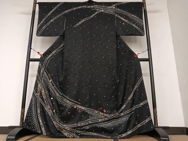 平和屋着物●訪問着　駒刺繍　絞り　鬘帯花宝尽くし文　黒地　金彩　正絹　逸品　AAAW9242zg