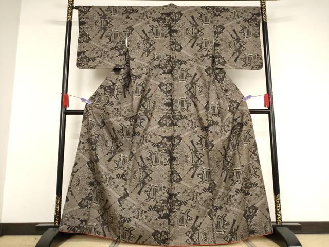 平和屋着物○本場大島紬 吉三郎 吉織物謹製 割込絣織 純泥