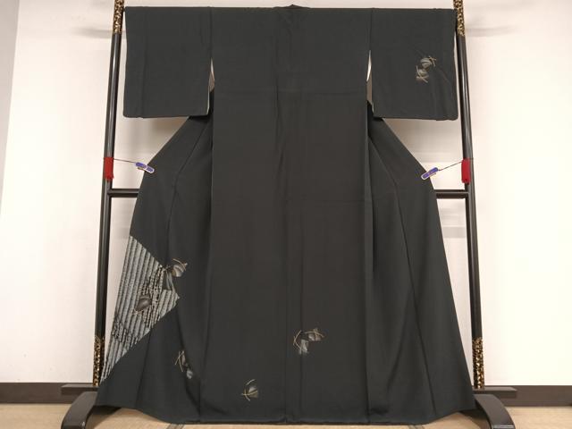 平和屋着物●訪問着　色紙花文　黒地　金彩　正絹　逸品　AAAX0063np