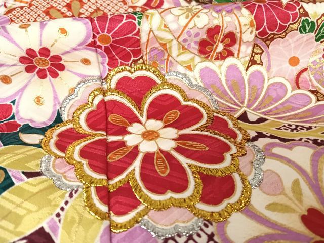 平和屋着物○豪華振袖 刺繍 舞花文 金彩 金銀糸 正絹 逸品 AAAX0107np 振袖