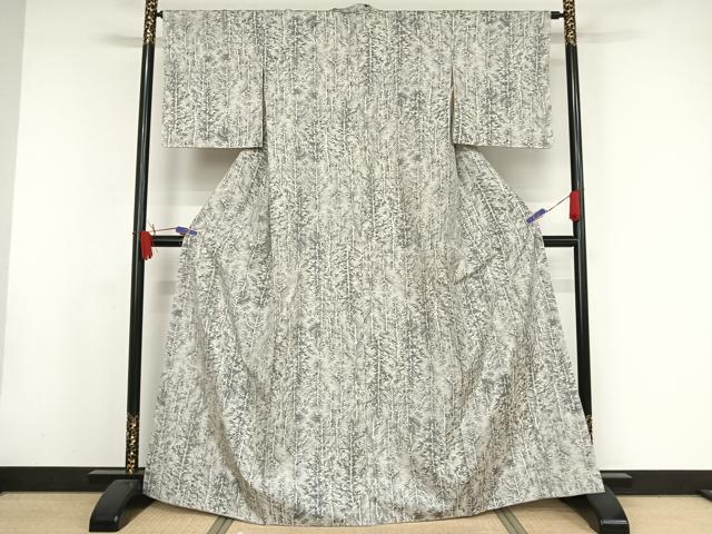 平和屋着物○本場大島紬 白大島 カタス7マルキ 総絣 樹林文 正絹