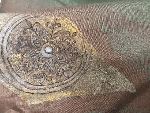 平和屋着物○訪問着 紬地 手描き 鏡裏花文 金彩 正絹 逸品