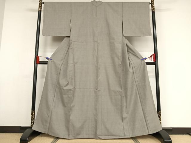 平和屋着物●本場結城紬　重要無形文化財　色無地　薄鈍色　正絹　逸品　AAAX0398np 平和屋着物○本場結城紬 重要無形文化財 色無地 薄鈍色 正絹 逸品