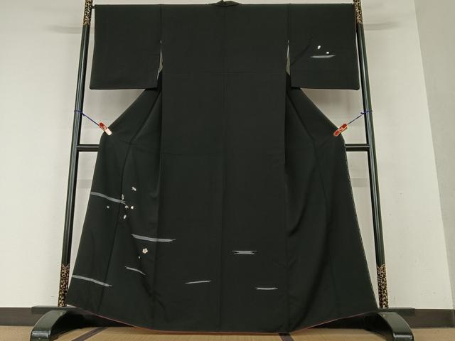 平和屋着物●訪問着　刺繍　舞花文　黒地　正絹　逸品　AAAX0706zg