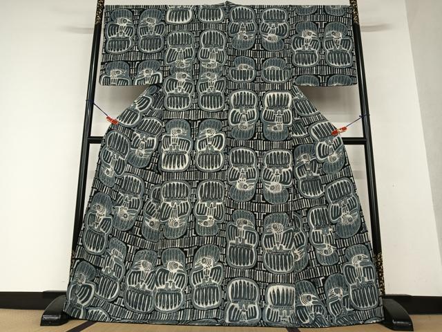 平和屋着物●上質な小紋　総ろうけつ染　鳥　鬼しぼ縮緬　ロング丈　正絹　逸品　AAAX0729zg