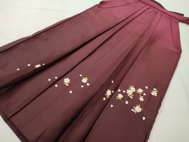 平和屋着物●女性　行灯袴　刺繍　舞花文　暈し染め　金糸　卒業式　洗える着物　AAAX5844cs