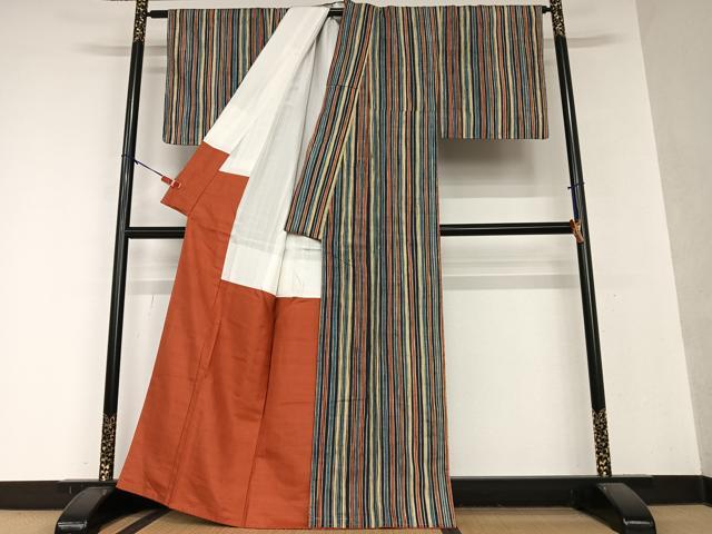 平和屋着物○上質な紬 ろうけつ染め 縞 正絹 逸品 未使用 AAAY0247zg