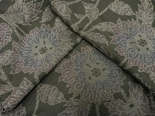 平和屋着物●本場大島紬　枝菊　黒地　正絹　逸品　未使用　AAAY1739np